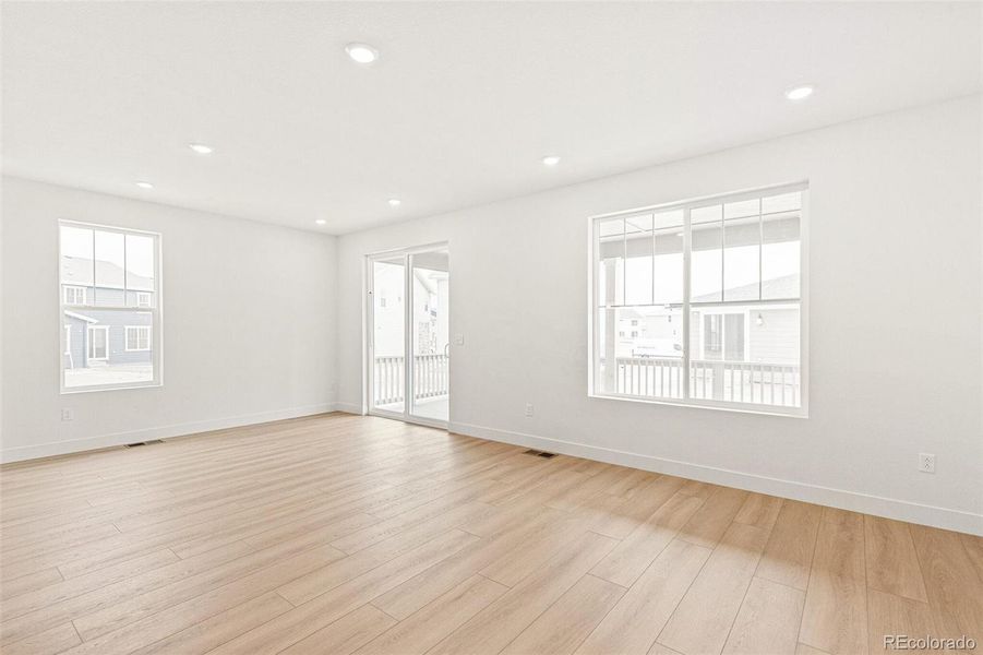 Spacious, unfurnished interior of a new home in Painted Prairie, Aurora (Image 17).