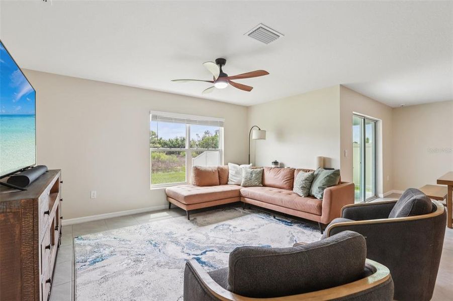 Furnished interior view inside a new home in North Park Isle, Plant City (Image 7).