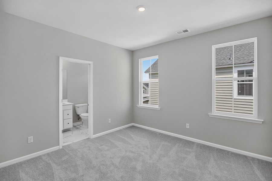 Spacious, unfurnished interior of a new home in Heron's Walk at Summers Corner, Summerville (Image 30). Spacious, unfurnished interior of a new home in Heron's Walk at Summers Corner, Summerville (Image 30).