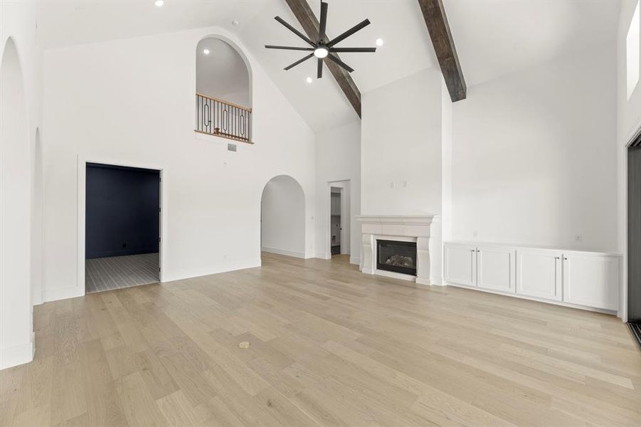 21. 3209 Canonero - Family (3)