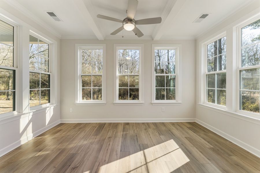 Spacious, unfurnished interior of a new home in Windsor Forest, Anderson (Image 19).