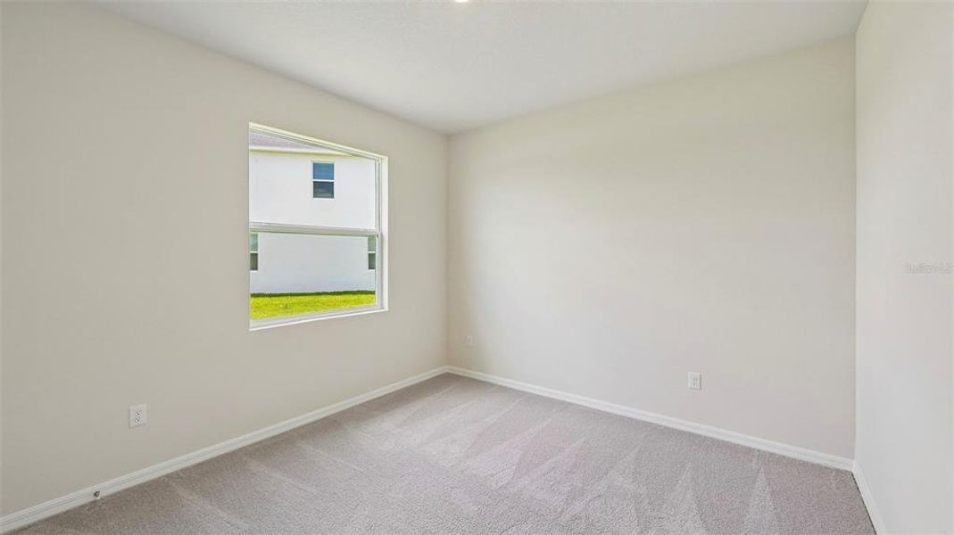 Spacious, unfurnished interior of a new home in Oakfield Trails, Parrish (Image 25).