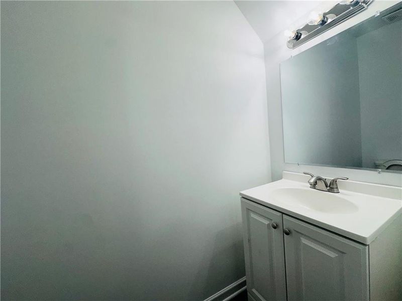 Image 18 of a home in .