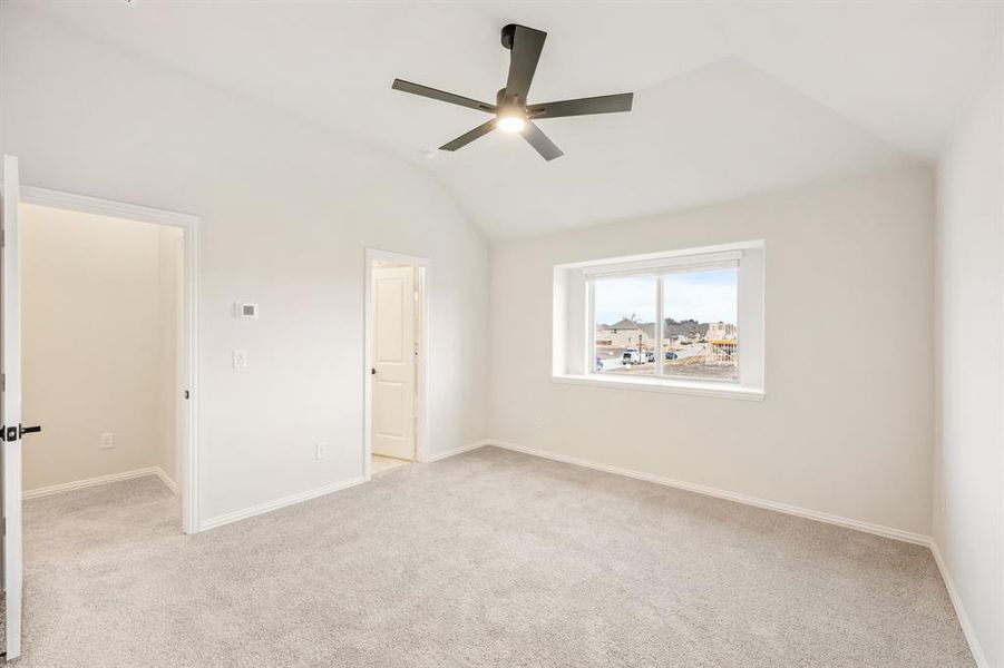 Spacious, unfurnished interior of a new home in Liberty, Melissa (Image 36).
