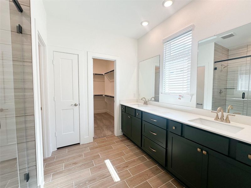 Furnished interior view inside a new home in Sienna, Missouri City (Image 9). Furnished interior view inside a new home in Sienna, Missouri City (Image 9).