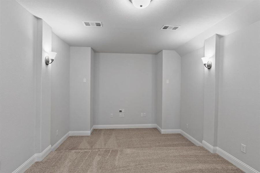 DAL_South Pointe_Lockhart II_ 2113 Birch Street (30) DAL_South Pointe_Lockhart II_ 2113 Birch Street (30)