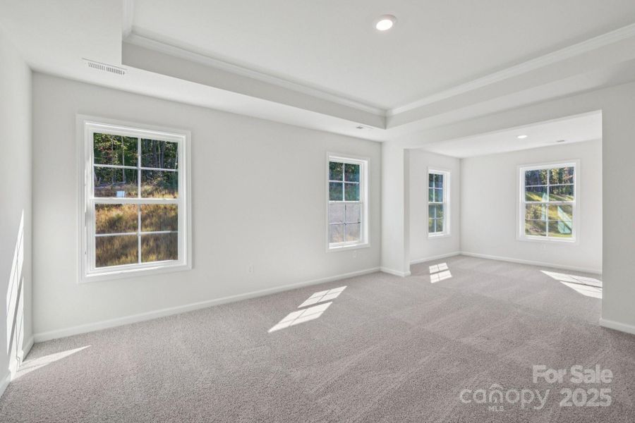 Spacious, unfurnished interior of a new home in Falls Cove, Troutman (Image 16).