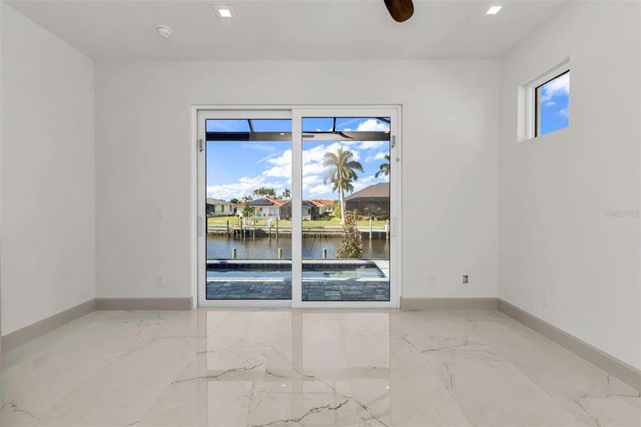 Spacious, unfurnished interior of a new home in , Punta Gorda (Image 39).
