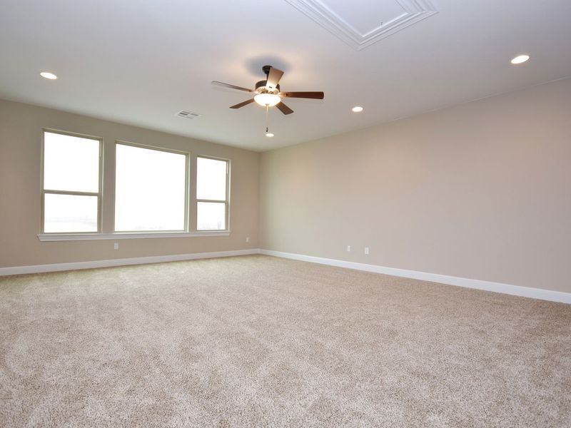 Representative unfurnished interior of a home built from the Madera II by Giddens Homes in Scofield Farms Estates, Georgetown (Image 348).