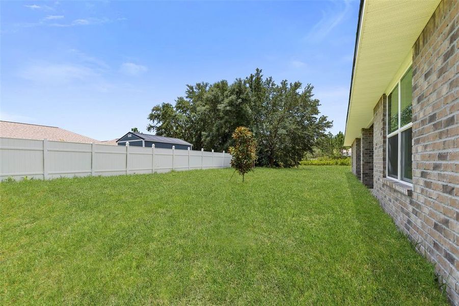 Exterior details and patio area of a home in , Palm Coast (Image 24).