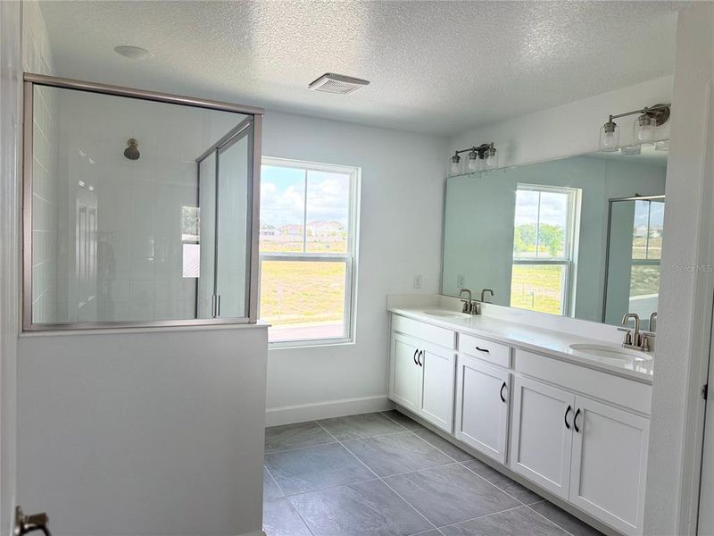 Furnished interior view inside a new home in Oakview, Apopka (Image 6).
