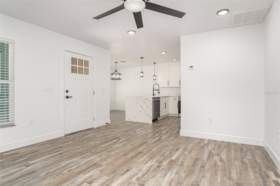 Spacious, unfurnished interior of a new home in , Sanford (Image 23).