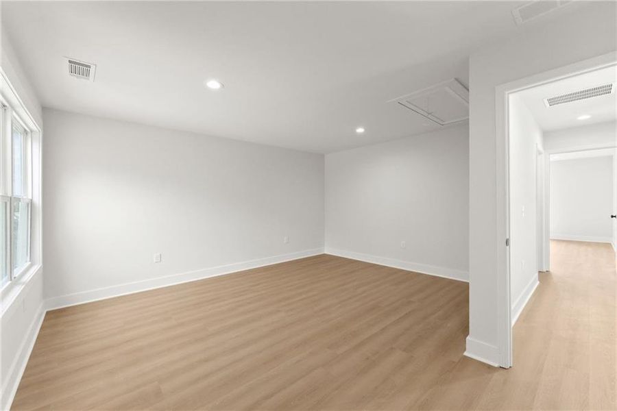 Spacious, unfurnished interior of a new home in , Buford (Image 31).