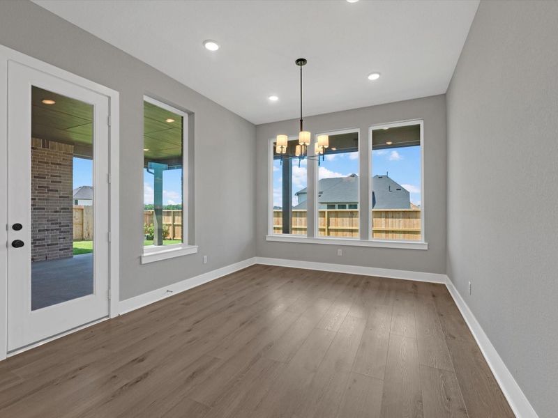 Spacious, unfurnished interior of a new home in Pecan Ridge, Fulshear (Image 15). Spacious, unfurnished interior of a new home in Pecan Ridge, Fulshear (Image 15).