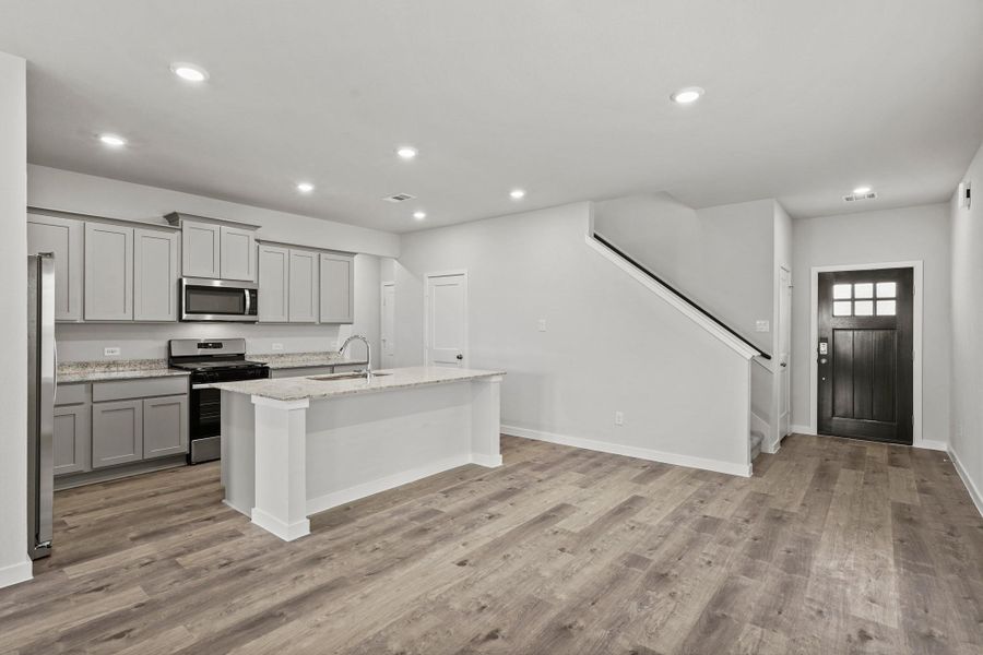 Spacious, unfurnished interior of a new home in Lonestar Collection at Paloma at Sanford Farms, Waller (Image 7). Spacious, unfurnished interior of a new home in Lonestar Collection at Paloma at Sanford Farms, Waller (Image 7).