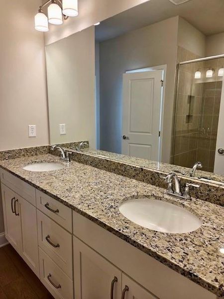 Image 34 of a home in .