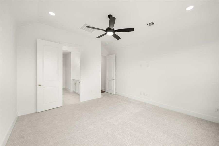 7424 Autumn Hill- Primary Suite-2