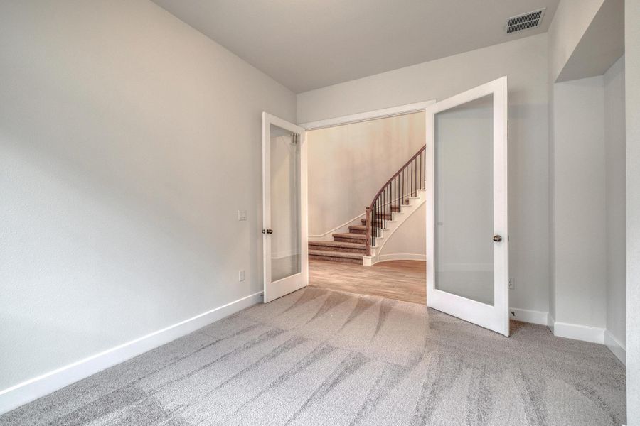 Spacious, unfurnished interior of a new home in Santa Rita Ranch - 60', Liberty Hill (Image 17). Spacious, unfurnished interior of a new home in Santa Rita Ranch - 60', Liberty Hill (Image 17).