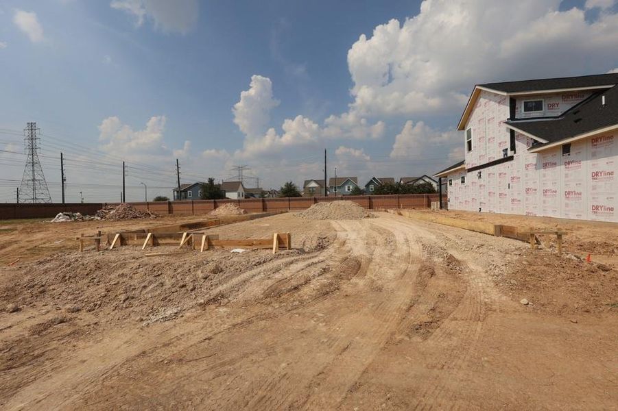 Every foundation at DWH is engineered and it’s inspected three times! We do not do “batch” testing. Rest easy knowing your foundation comes with a 10 year warranty. Every foundation at DWH is engineered and it’s inspected three times! We do not do “batch” testing. Rest easy knowing your foundation comes with a 10 year warranty.