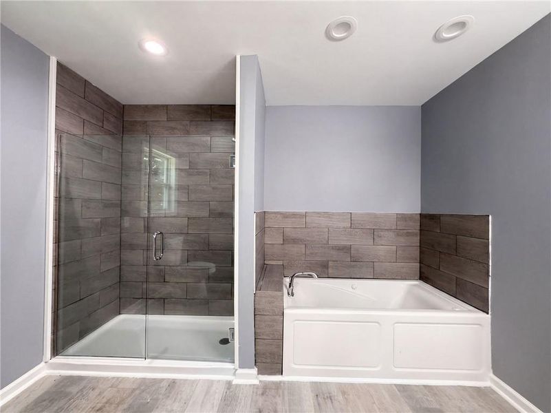 Furnished interior view inside a new home in , Carrollton (Image 8).