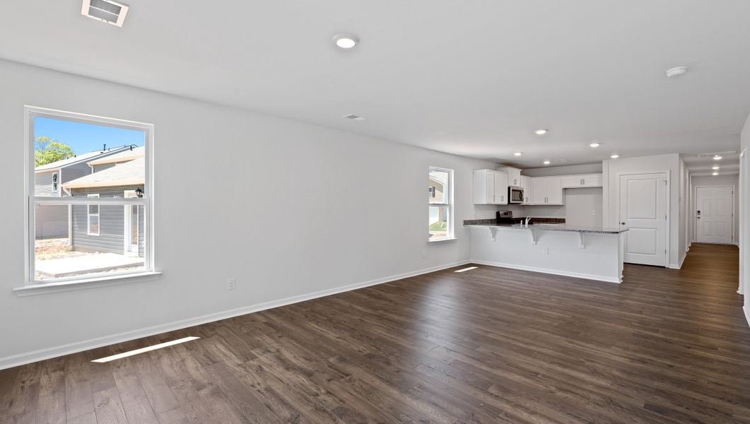 Spacious, unfurnished interior of a new home in Harper Ridge, Roebuck (Image 24).