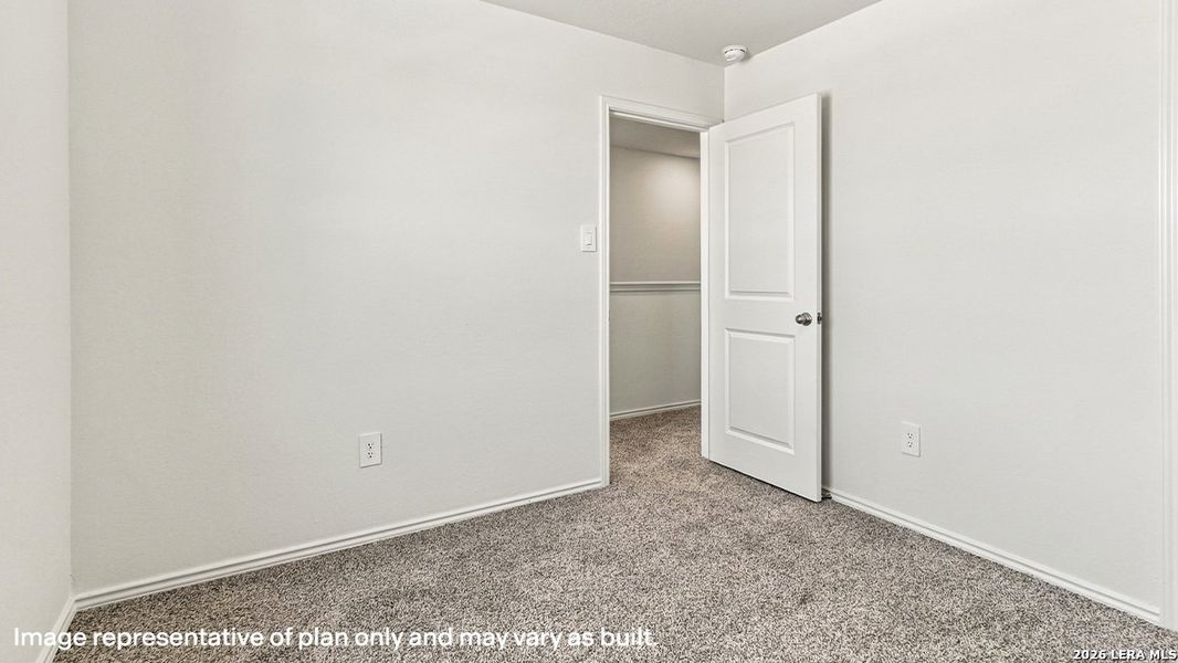 Spacious, unfurnished interior of a new home in Seneca Trails, San Antonio (Image 25).