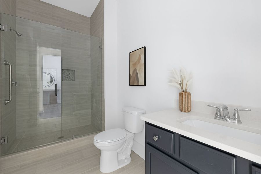 Furnished interior view inside a new home in Edgewater - Harbor Pointe, Lancaster (Image 25).