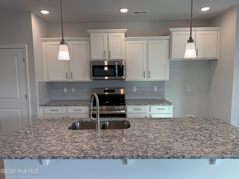 Image 8 of a home in Magnolia Estates. Image 8 of a home in Magnolia Estates.