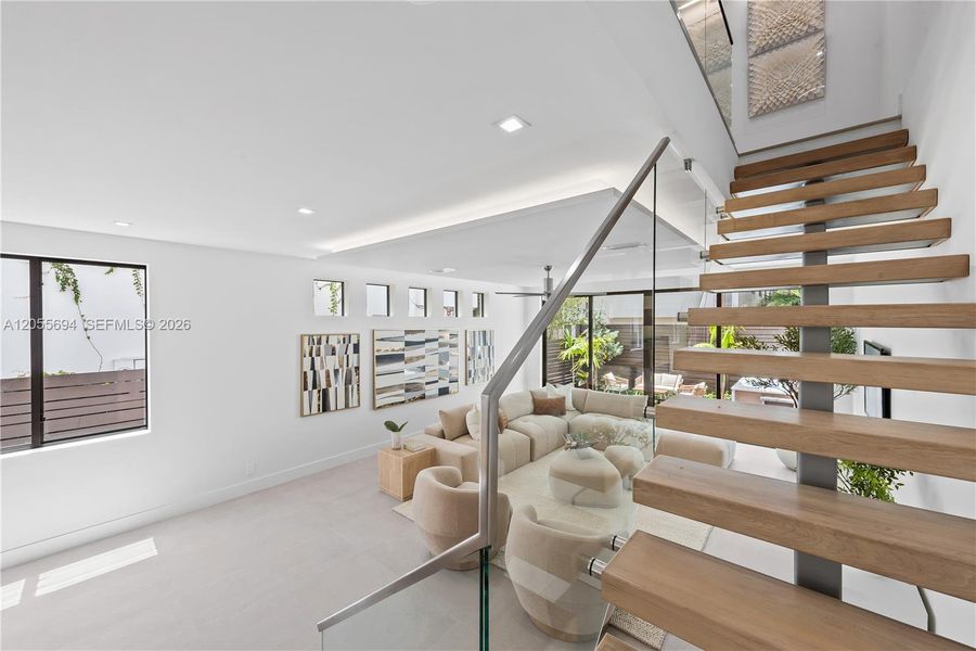 Furnished interior view inside a new home in , Fort Lauderdale (Image 19).