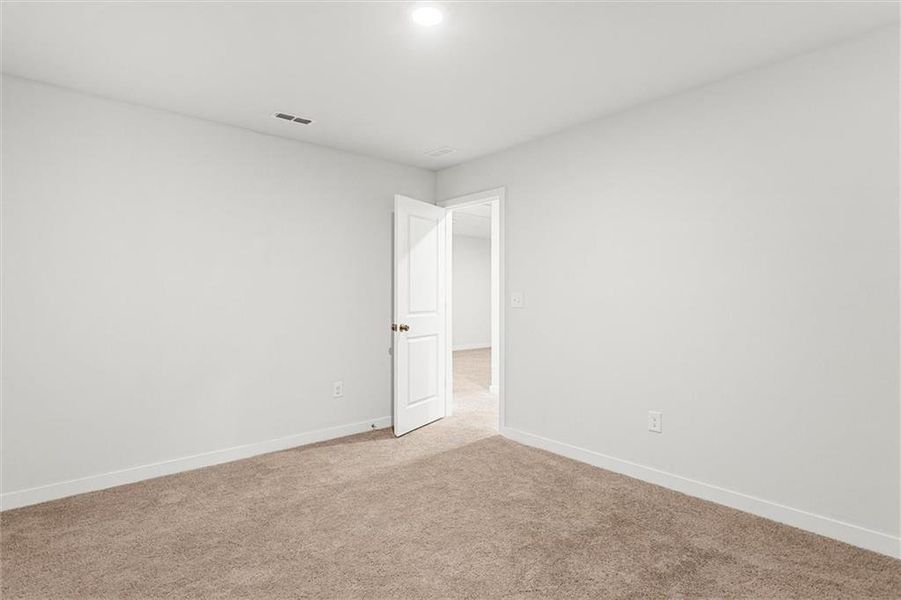 Spacious, unfurnished interior of a new home in , Grayson (Image 27).