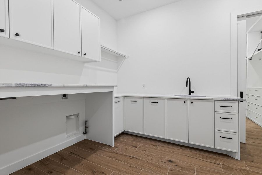 Furnished interior view inside a new home in , Splendora (Image 11).