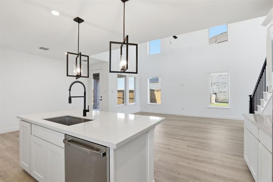 1605 Barnwood ~ Ready Now 1605 Barnwood ~ Ready Now