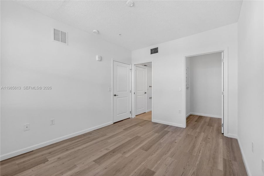 Spacious, unfurnished interior of a new home in , Orlando (Image 21). Spacious, unfurnished interior of a new home in , Orlando (Image 21).