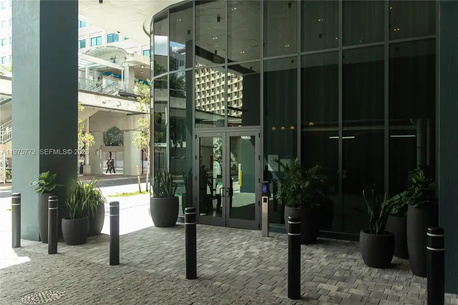 Image 50 of a home in .