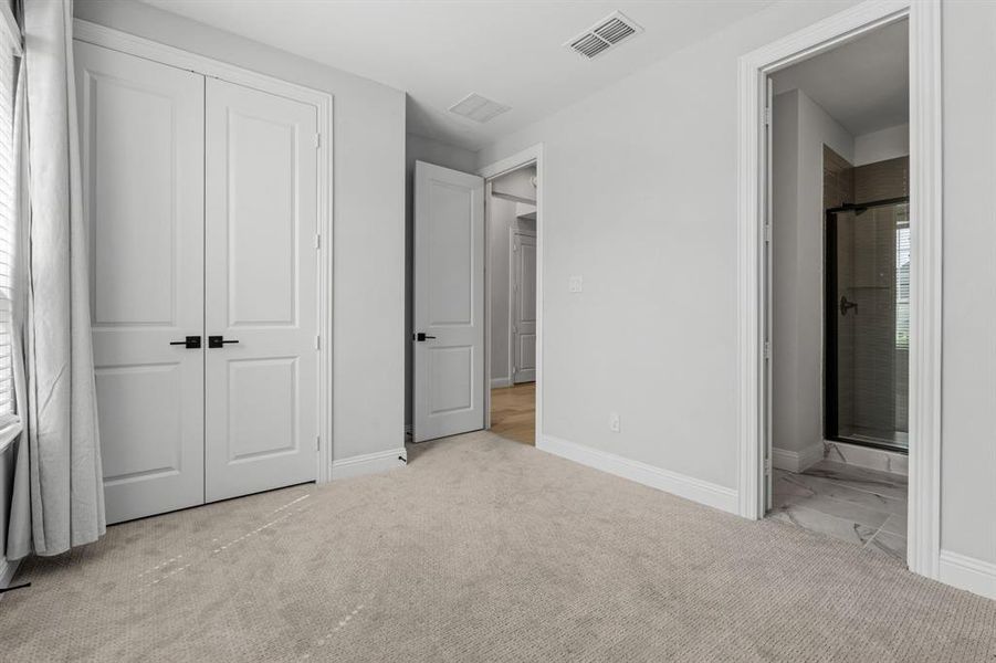 Spacious, unfurnished interior of a new home in Lexington Frisco, Frisco (Image 21).