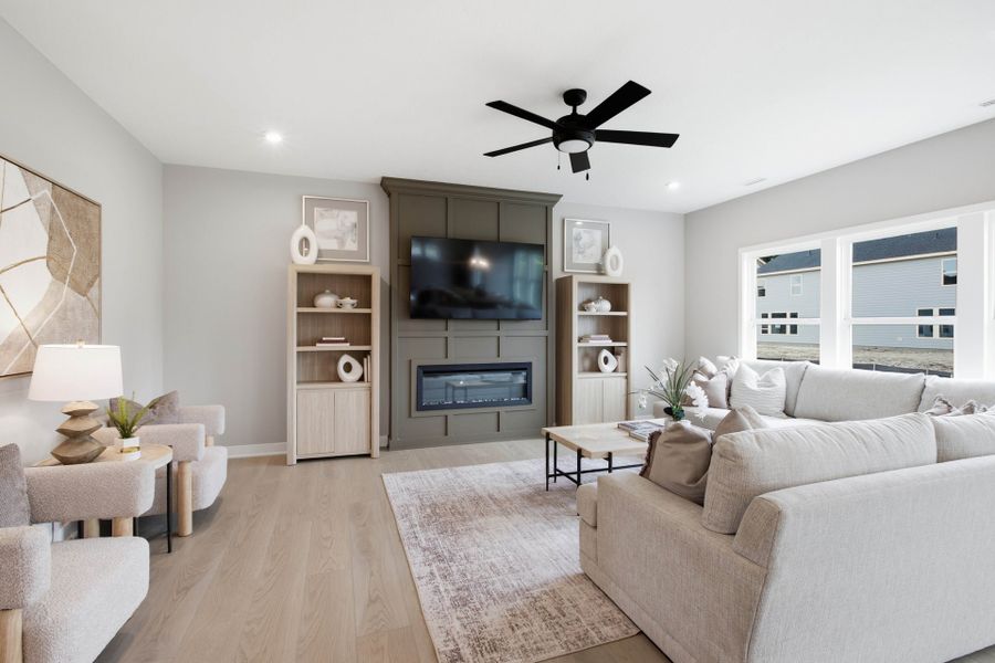 Representative furnished interior of a home built from the Jensen by Fischer Homes in Twin Lakes, Hoschton (Image 7).