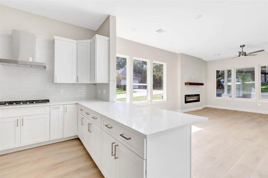 Furnished interior view inside a new home in , Conroe (Image 13).