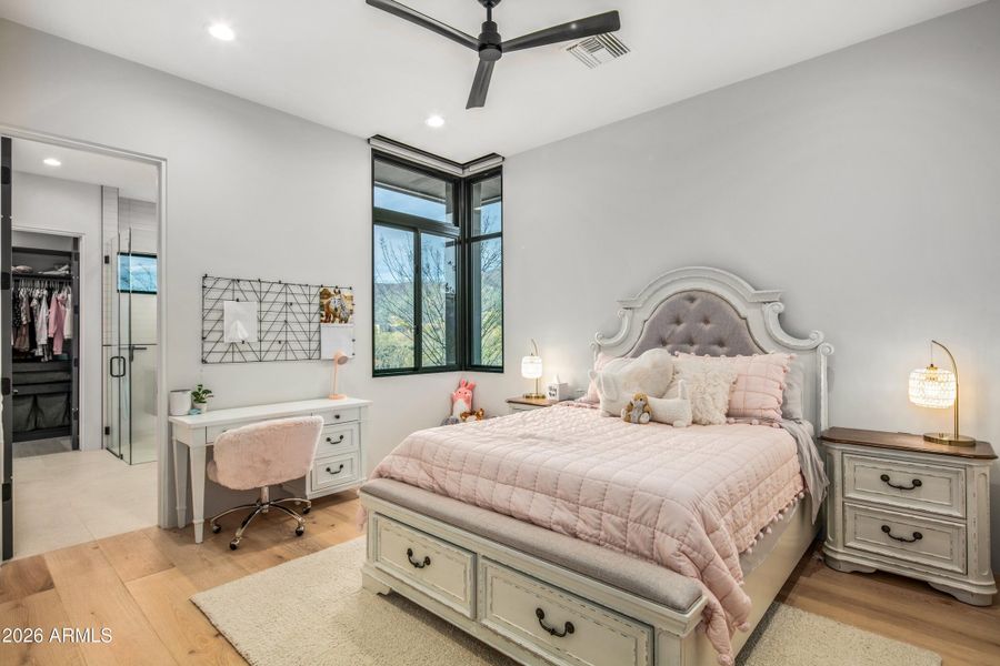 031_Guest Ensuite #2