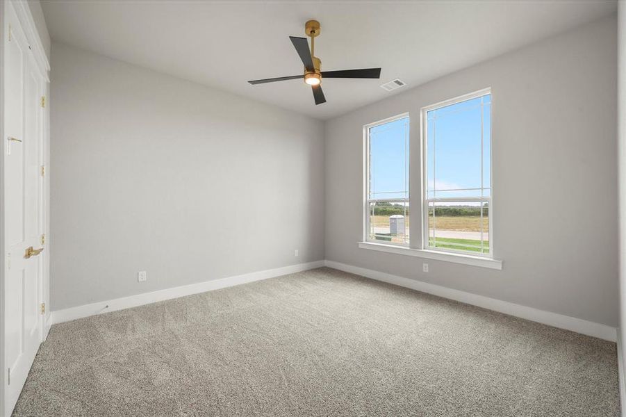 Spacious, unfurnished interior of a new home in , Waxahachie (Image 20). Spacious, unfurnished interior of a new home in , Waxahachie (Image 20).