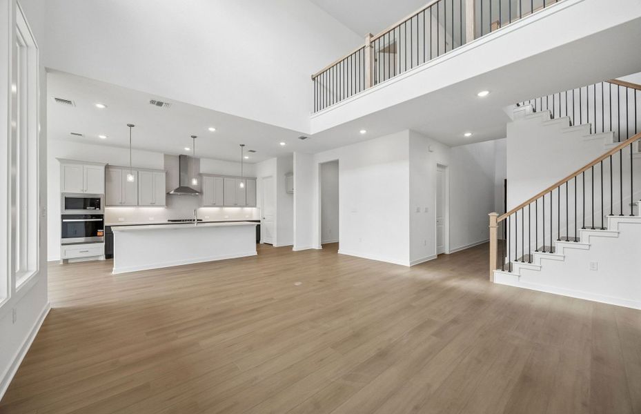 Spacious, unfurnished interior of a new home in Kuempel Farms, Pflugerville (Image 16).