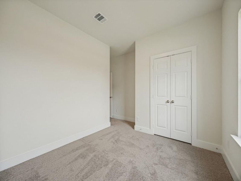 Spacious, unfurnished interior of a new home in Pebblebrook, Sherman (Image 21).