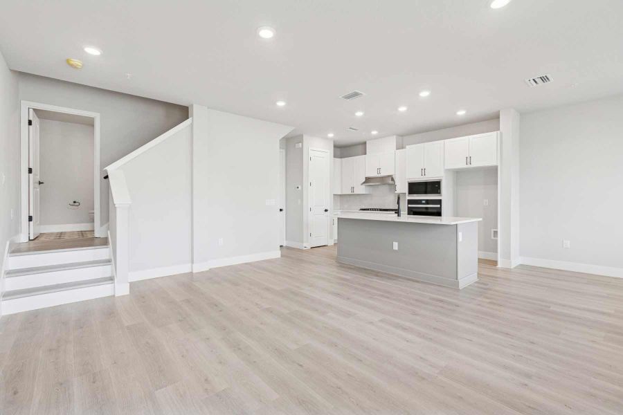 The Seawater - Family Room