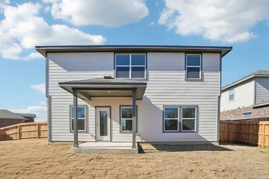 Exterior details and patio area of a home in Carmel Ranch, Schertz (Image 21).