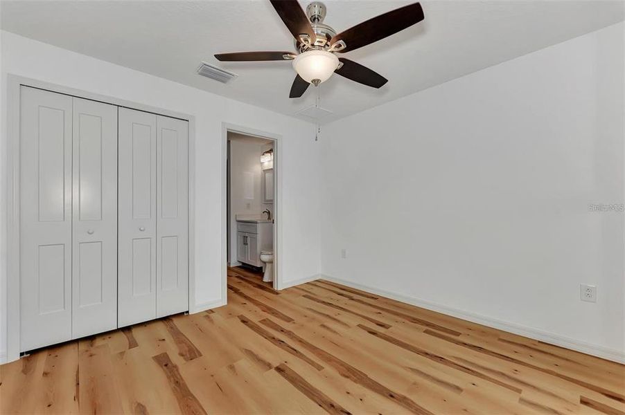 Spacious, unfurnished interior of a new home in , North Port (Image 19).