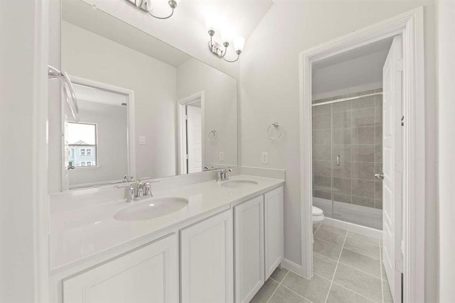 13-475-shady-square-lavon-tx-primary-bathroom-vanity