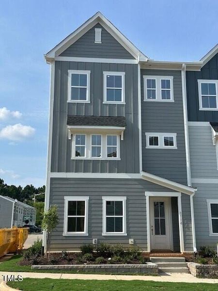 14 HV Mews front picture