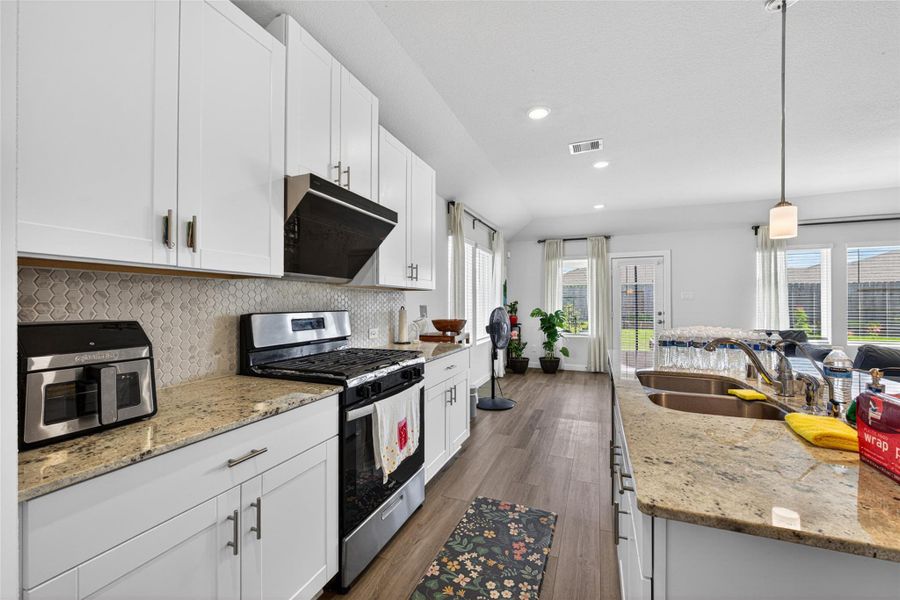 Furnished interior view inside a new home in Wall Street Village, Richmond (Image 18).