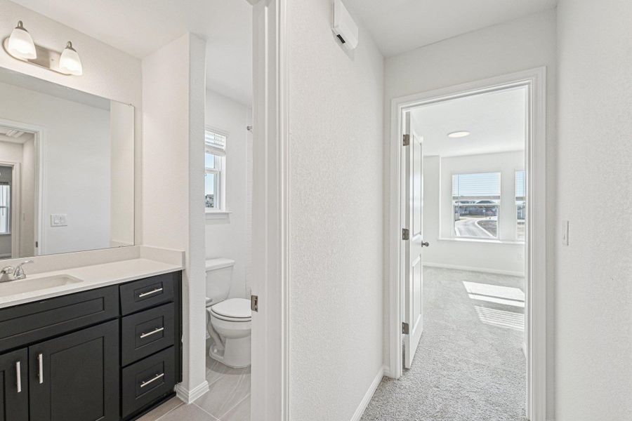 Furnished interior view inside a new home in Porter Country, Buda (Image 10).