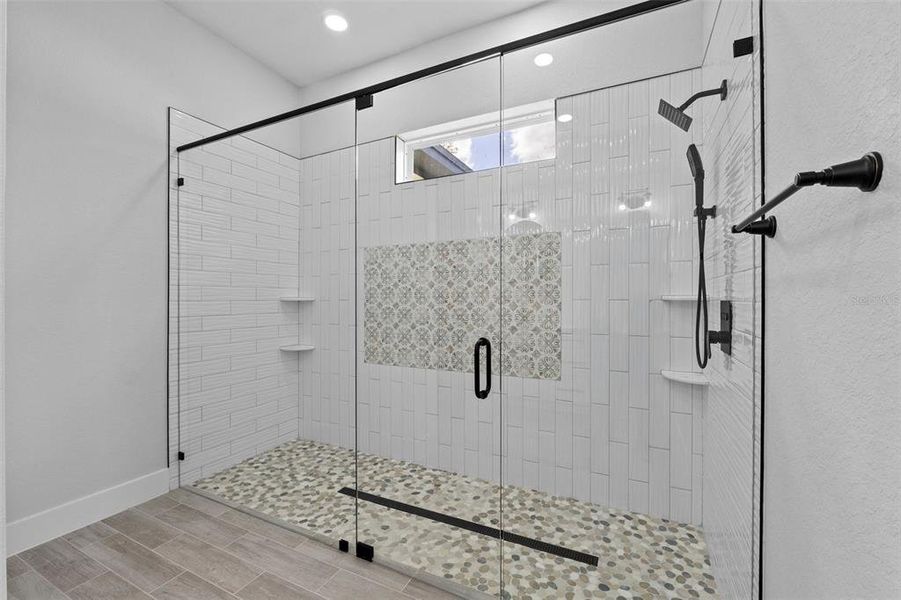 Furnished interior view inside a new home in , Winter Haven (Image 12).