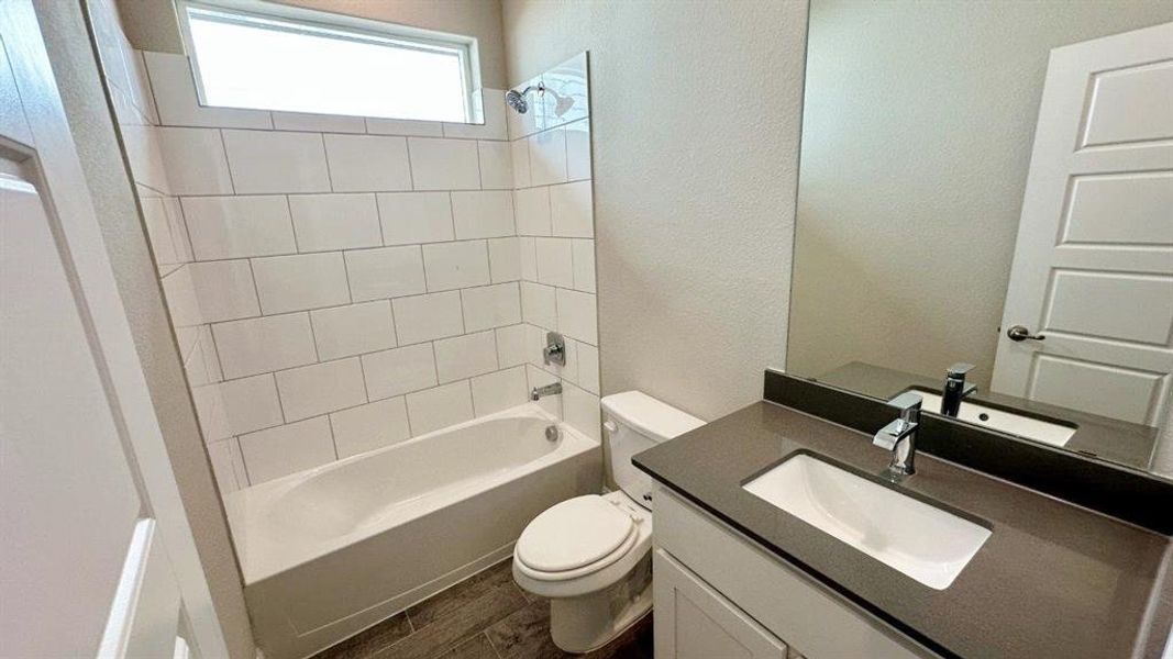 Furnished interior view inside a new home in Eagle Creek, Denton (Image 8). Furnished interior view inside a new home in Eagle Creek, Denton (Image 8).